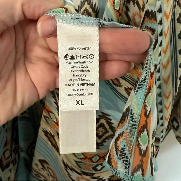 LuLaRoe Women’s Short Sleeve Drape Open Front Blue Aztec Print Kimono Sz XL GUC - Picture 6 of 7